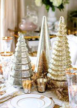 Load image into Gallery viewer, HOLIDAY DINNER for FOUR